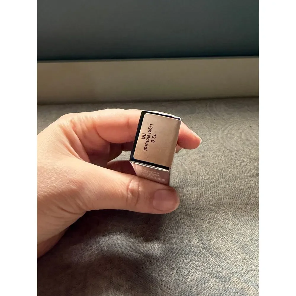 IT cosmetics bye bye under eye concealer Light Natural 13.0